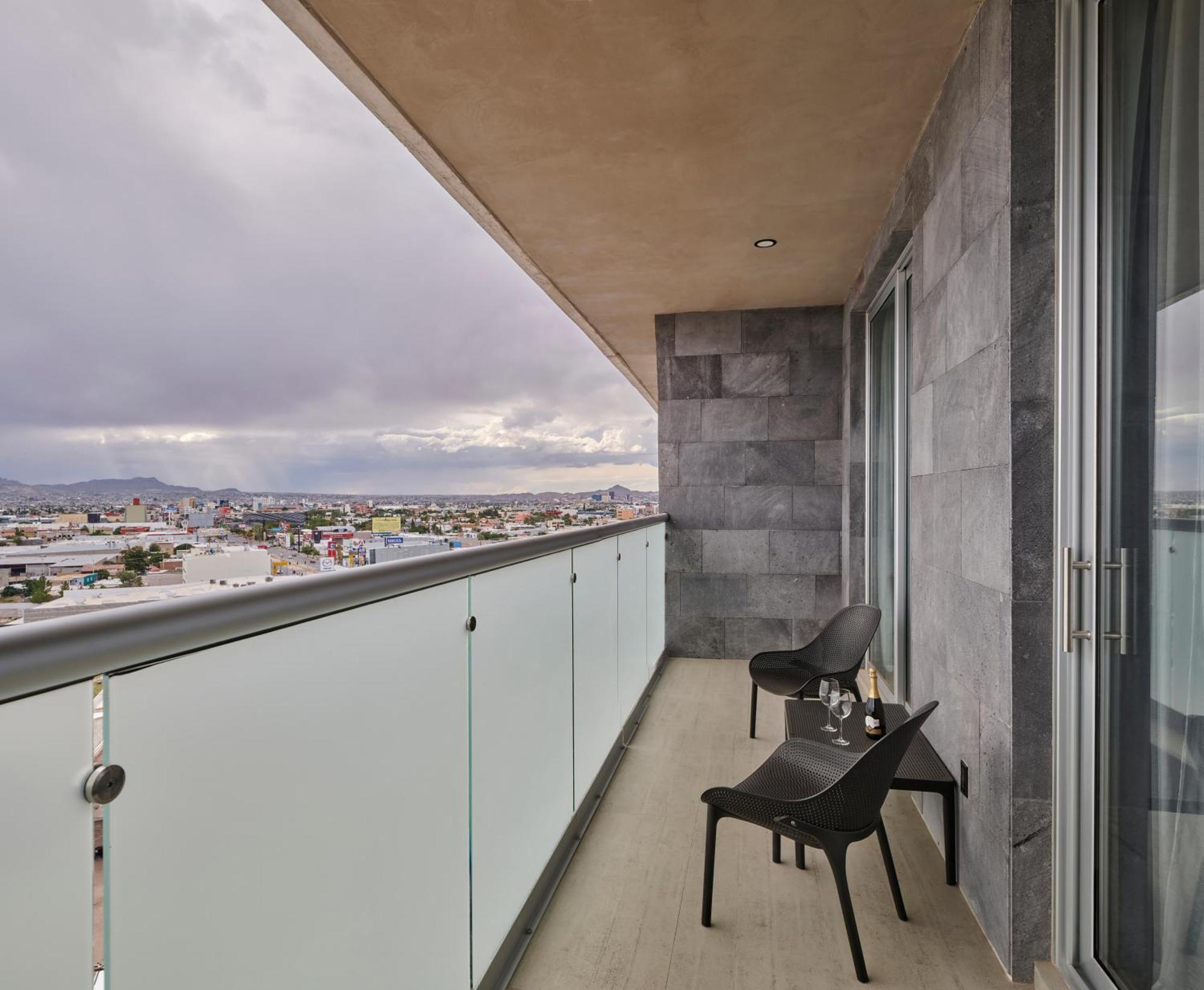 Four Points By Sheraton Ciudad Juarez Exterior photo